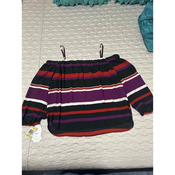 NWT! Women’s INC International Concepts blouse . - Picture 2 of 3